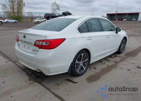 2015 Subaru Legacy 2.5I Limited z USA, uszkodzony, nr VIN 4S3BNBN6XF3067358